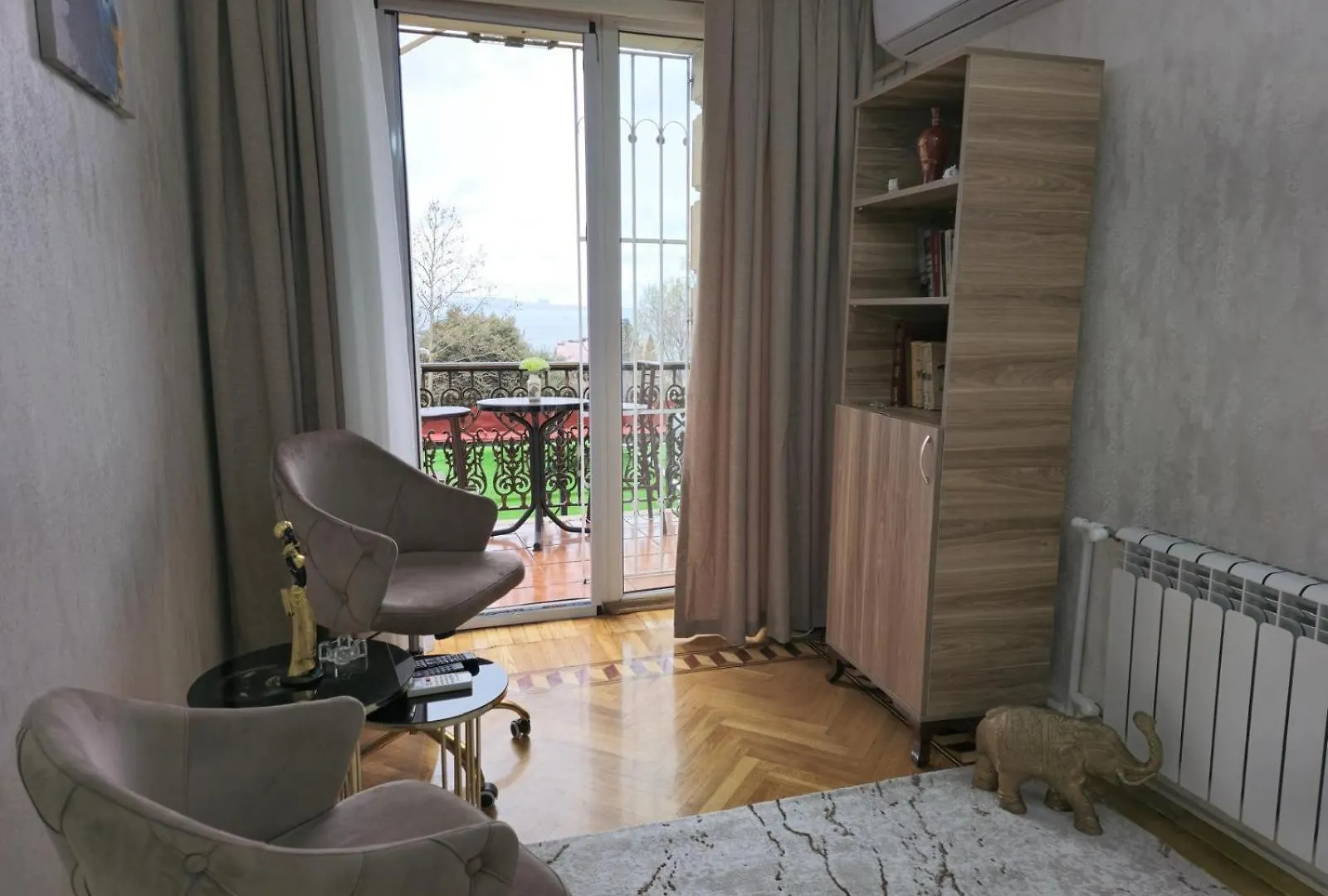 Historic Baku Home With Panoramic Sea View In Old Town Azerbaijan